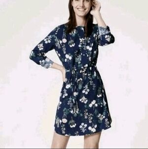 LOFT Ann Taylor Navy Floral Print Long Sleeve Dress  With Tie Belt Size Medium